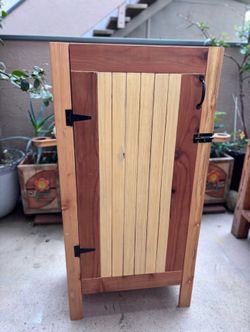 Wooden clothing dresser