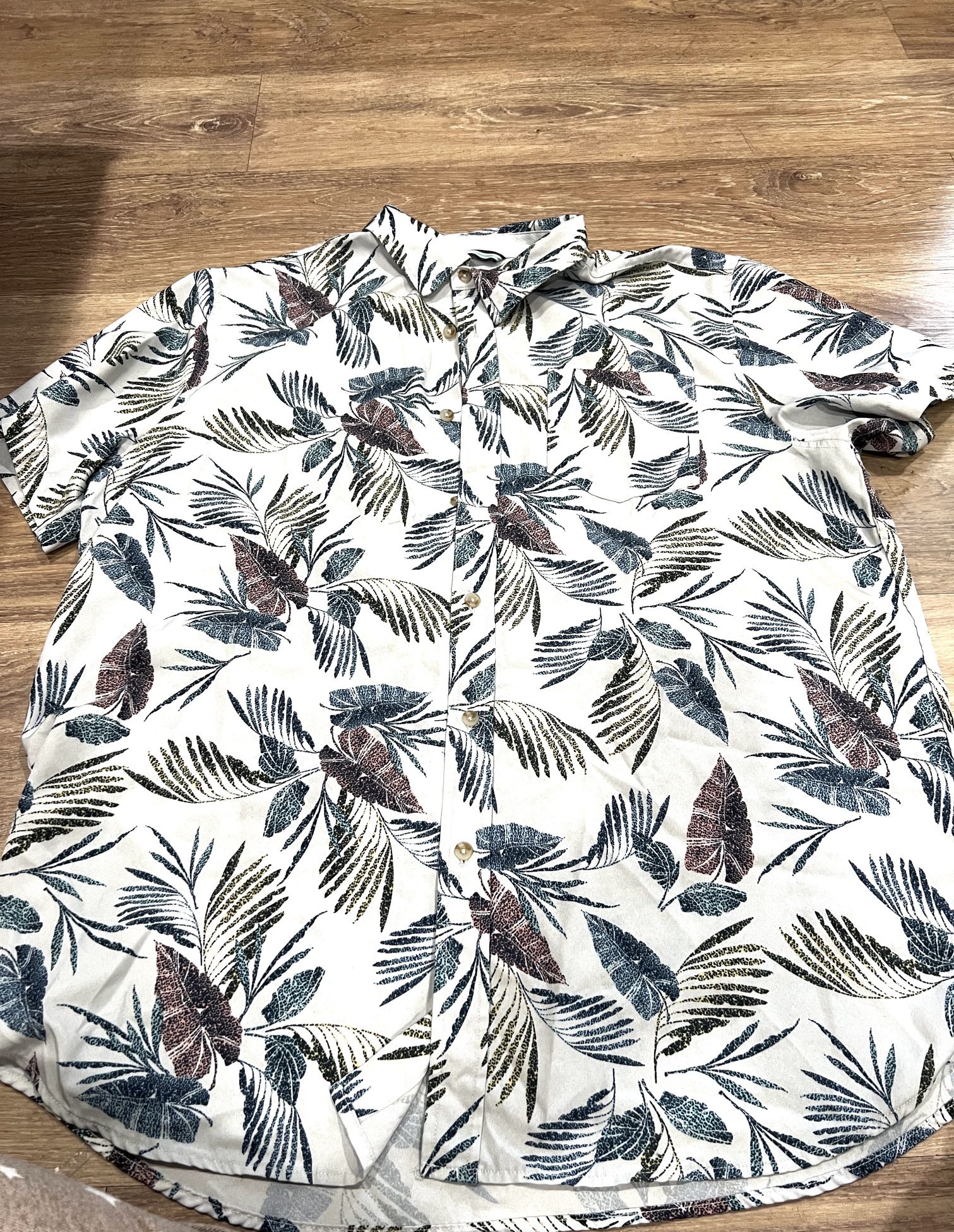 Men's Hawaiian Shirt Short Sleeve, Button-Up, XL Seapointe