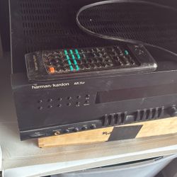 Harmon Kardon Receiver 