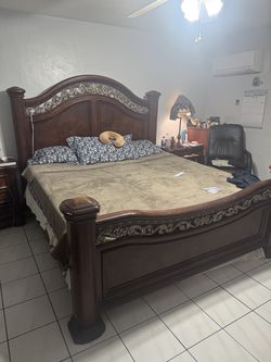 Like new bedroom set
