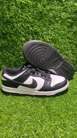 Nike Woman’s Panda Dunk Low. Size 8