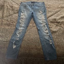 Hollister Size 7S