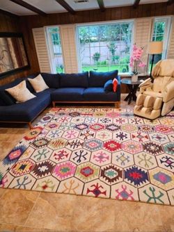 Indian Handmade Wool Rug 9' x 12'