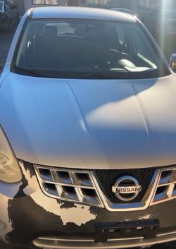 Nissan rogue