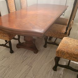 Solid Wood Vintage Dining Table W/ 6 Chairs