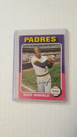 1975 Topps Dave Winfield.