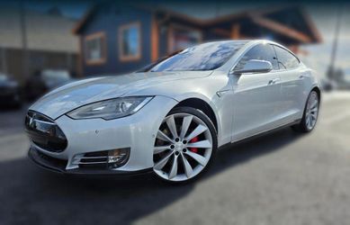 2014 Tesla Model S