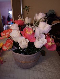 Artificial flower arrangements