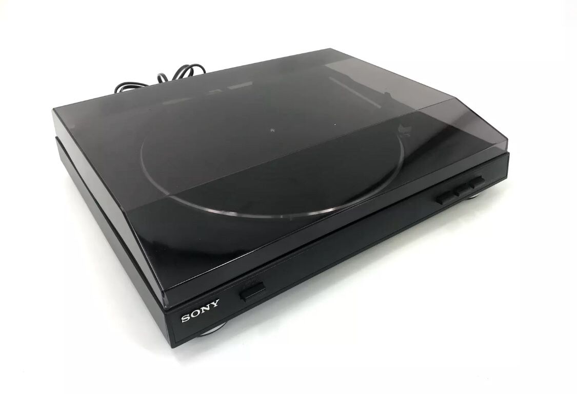 Sony Model PS-LX300USB Stereo Turntable System. All accessories included.