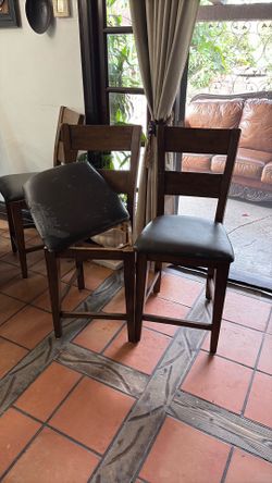 Dinning table chairs