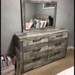 Dresser