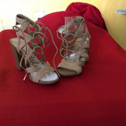 Brand new suede Heels 6 1/2