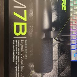 SHURE SM7B Microphone