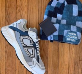 Men’s shoes size 9.5