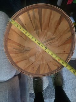 Large Round Wooden Splint Basket - $10 New