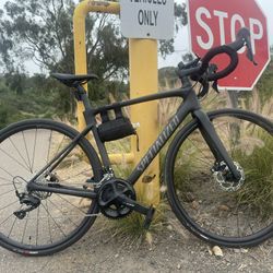 🚴 Specialized Roubaix Sport Road Bike + MIPS Helmet – Like New w/ Receipt - 2400