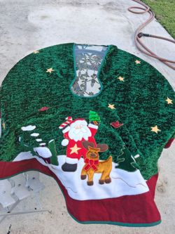 Large Green Christmas Tree Skirt with Santa