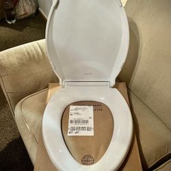 BEMIS Toilet Seat (new)