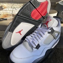 Jordan 4 Retro White Cement (2012)