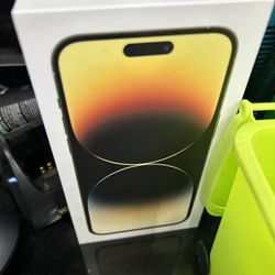 iPhone 14 Pro Max (Gold)