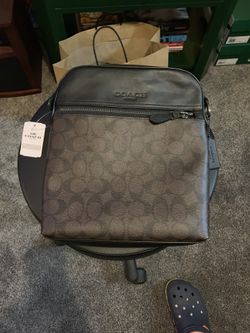 Coach Emblem Carrier Flight Satchel Bag 11”tall 9”wide