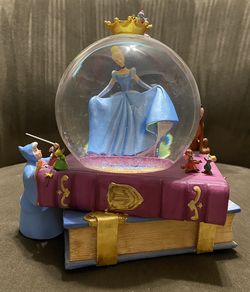 Disney Snow Globe - Cinderella & Step Sisters