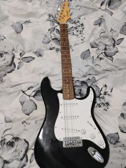 Vizcaya Strat Style Electric Guitar