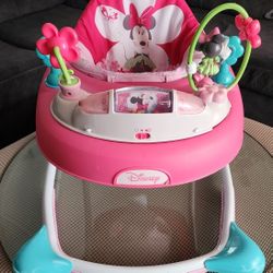 Disney Baby Minnie Mouse PeekABoo Walker