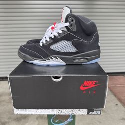 Jordan 5 Metallic Size 11 - $290