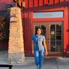 Leana  R