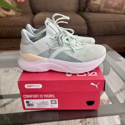 Womens Sneakers