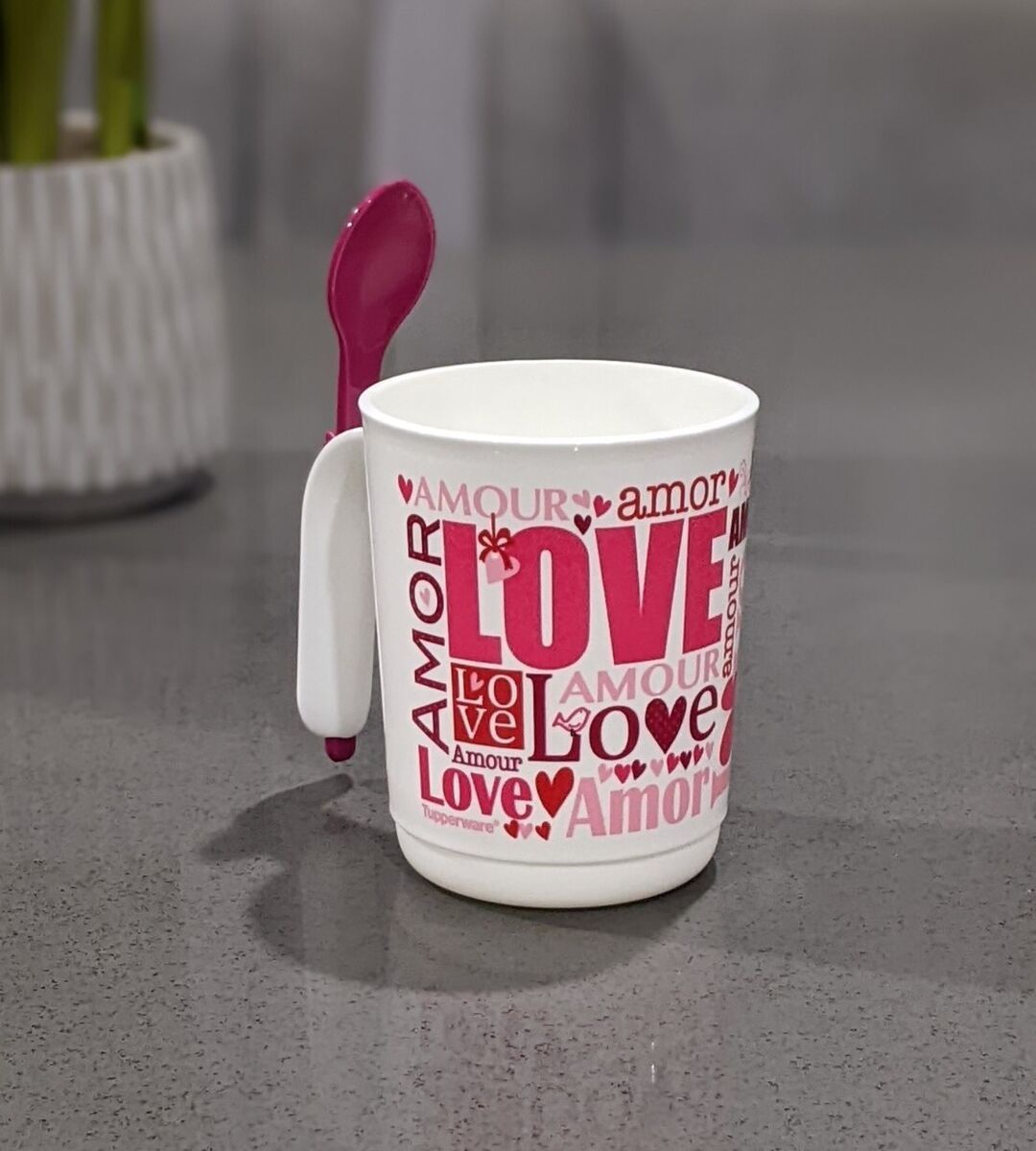 Tupperware Valentine's Day Love Ilumina Microwave Mug w/Hang on Spoon New