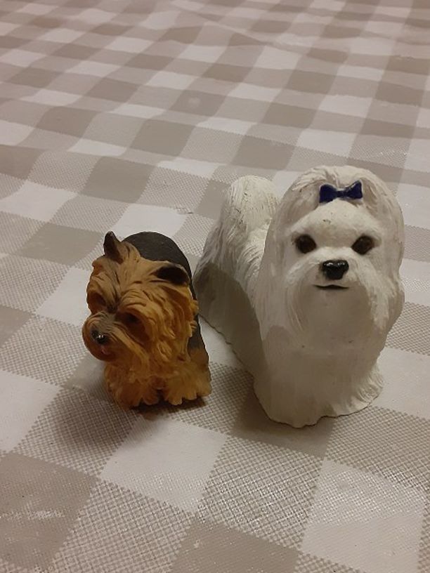 Vintage white and Brown Maltese Dog Figurines Stone Critter SC-1258 99 North Light