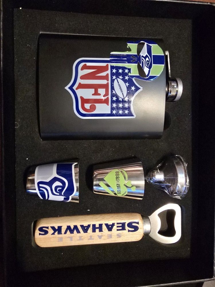 Stainless Steel Flask Sets!!
