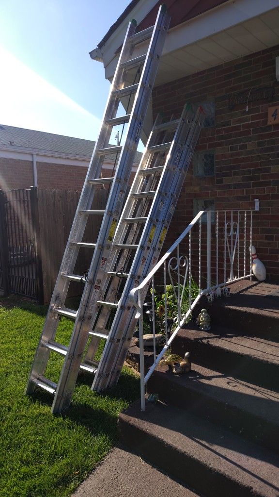 2- 20' S -1 -24' Aluminum Extension Ladders