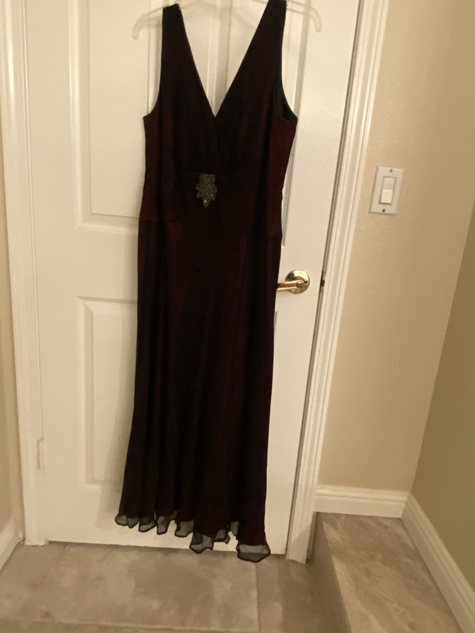 Burgundy Dress Midi Length Size 14W
