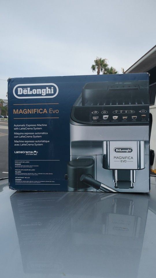 $899 VALUE! DeLonghi Magnifica Evo - UNOPENED