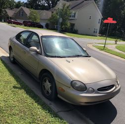 1998 Ford Taurus