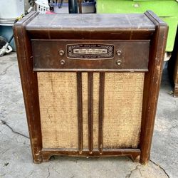 Antique Art Deco Tall Philco Radio