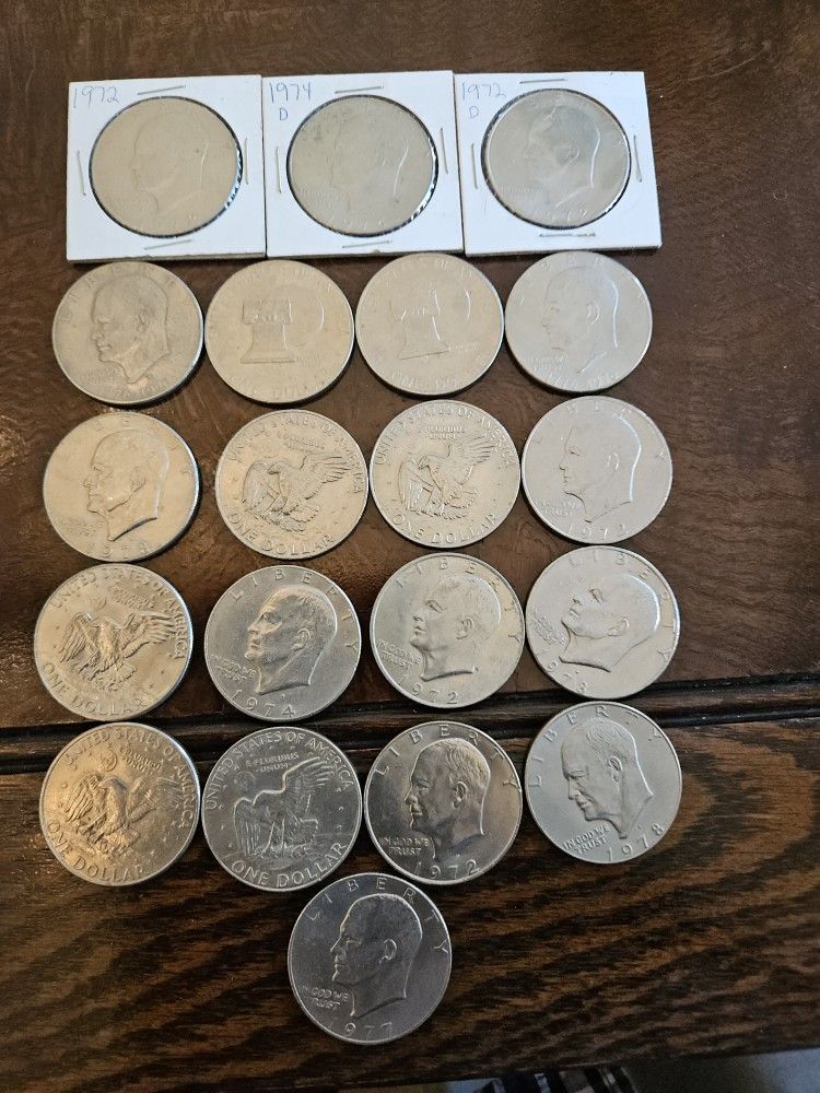 20 Eisenhower Dollars Collectibles Coins And 4 Bicentennials Dollars Collectibles Coins