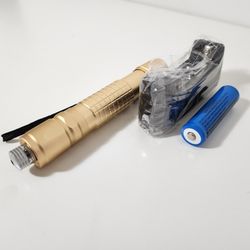 Green Beam L. Pointer Adjustable Focus Star Shape Light Pen Beam Military Green 