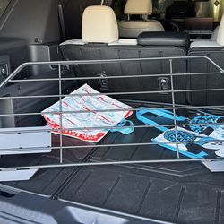 Cargo separation barrier for honda passport all trims