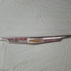 Chevy impala hood emblem