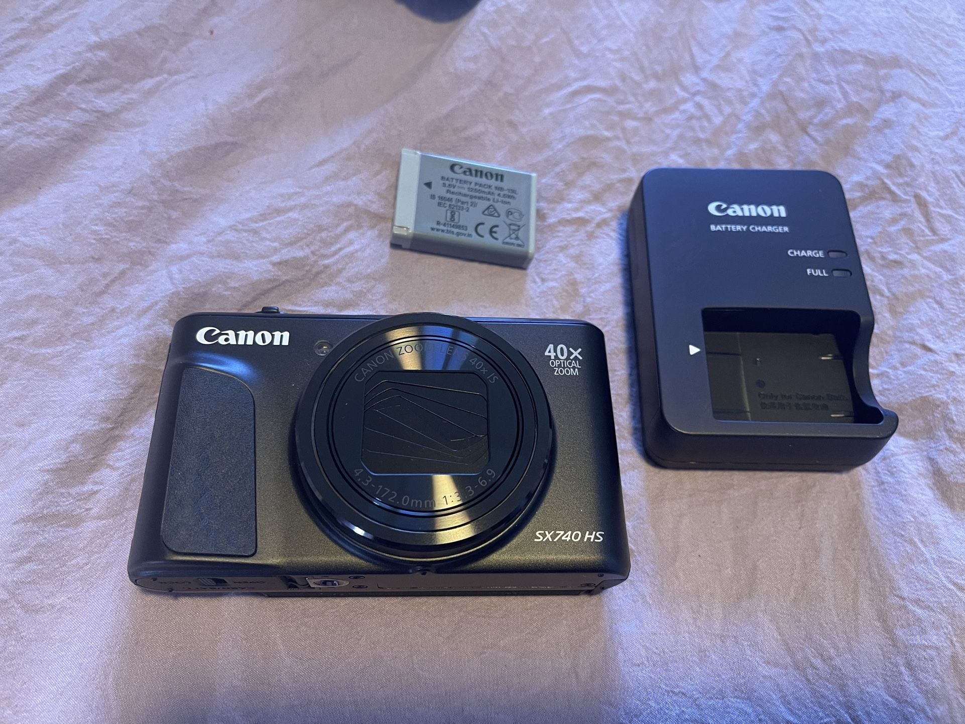 Canon PowerShot SX740 HS Digital Camera