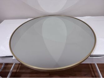 Round wall mirror