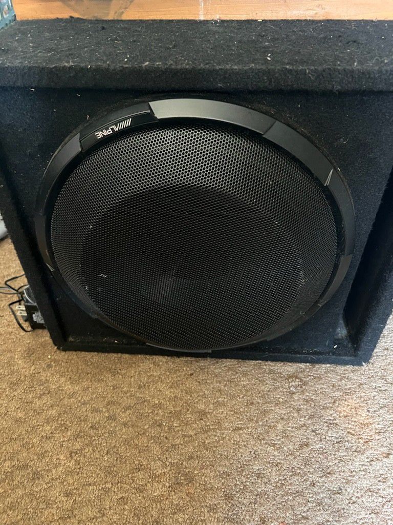 12""Alpine Subwoofer With Box Like New