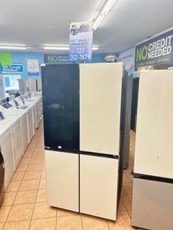 Samsung Bespoke 29 cu. ft. Standard Depth Smart 4-Door Flex French Door Refrigerator with Beverage Zone