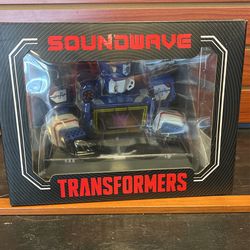 Mighty Jaxx Transformers X Quiccs - Soundwave for Sale in Mighty Jaxx Transformers X Quiccs - Soundwave for Sale in
