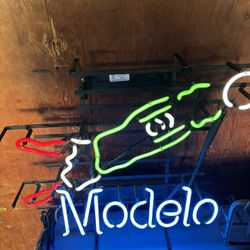 Great Condition Modelo neon light