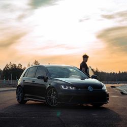 2016 Volkswagen Golf R